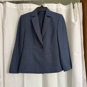 Women’s Austin Reed 2 Piece Wool Blazer / Pants Suit, Size 2, Made in the USA